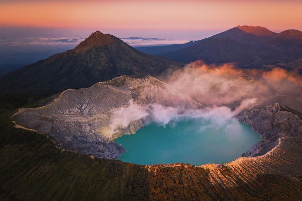 IJen Volcano Trekking